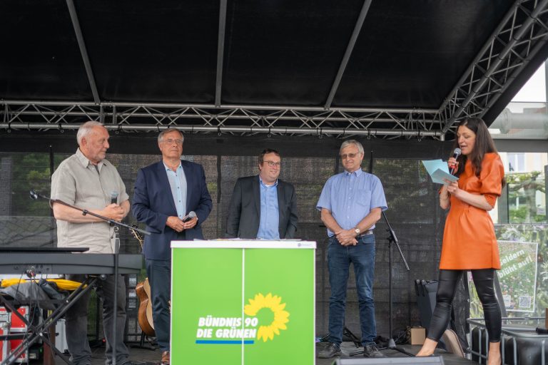 Alternativer Auto- und Energiegipfel
